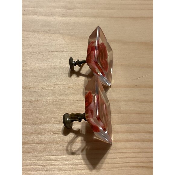 Vintage Square Screwback Earrings With Encased Red Roses & Clear Lucite - Picture 3 of 5